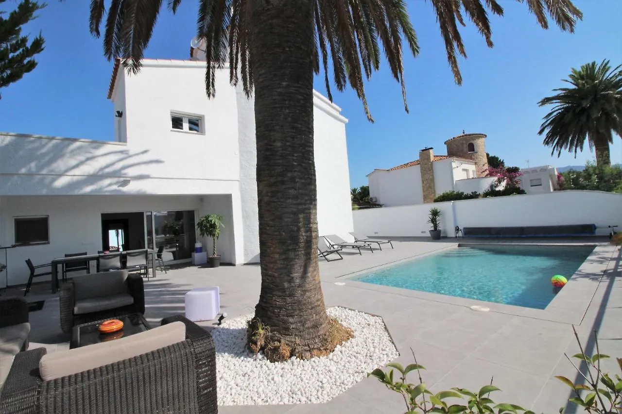 Casa De Lujo Con Piscina Y Amarre Privados Ref 350 Villa Empuriabrava 0*,